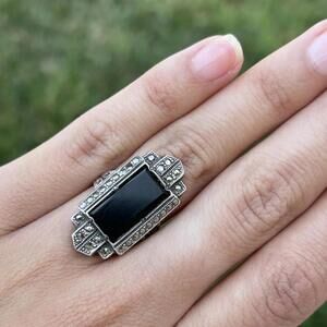 Vintage Onyx and Marcasite Ring in Sterling Silver Size 4